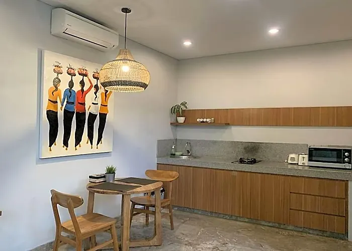 Prema Uja Hotel 3*