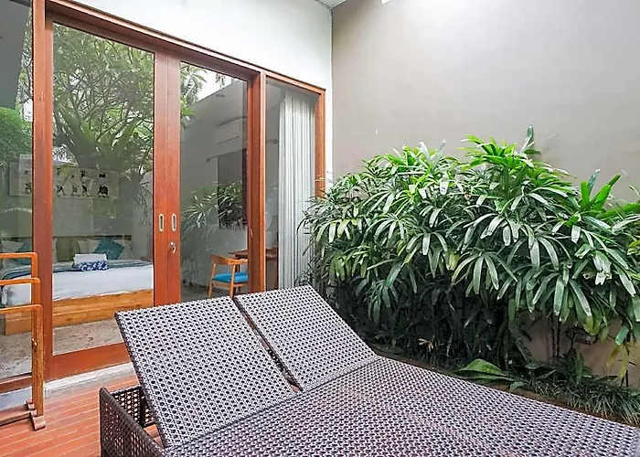 Hotel Prema Uja 3*