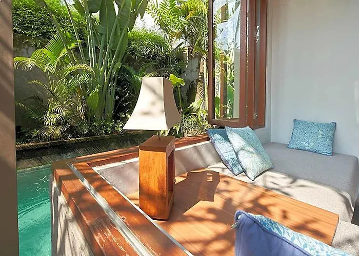 Hotel Prema Uja 3*