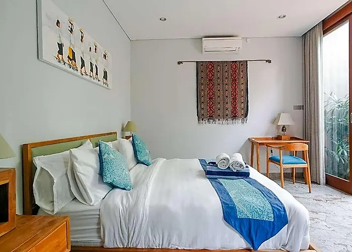 Hotel Prema Uja 3*